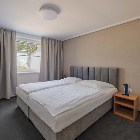 Hotel Taxis Bratislava - New Rooms Eksteriør bilde